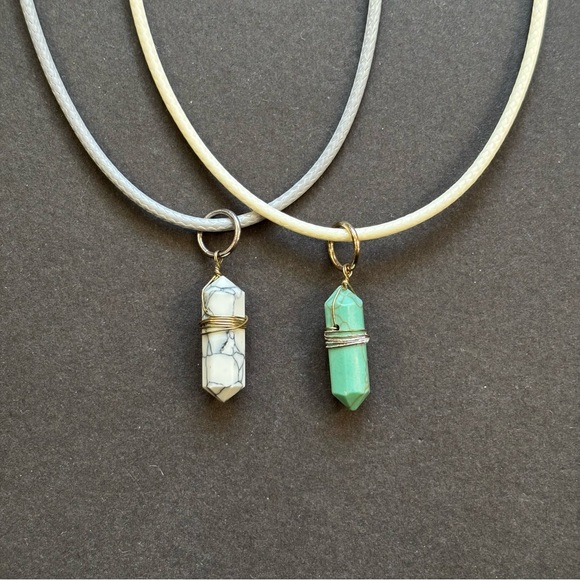 🌈 Howlite Obelisk Pendant Necklaces | Set of 2 - Picture 4 of 5